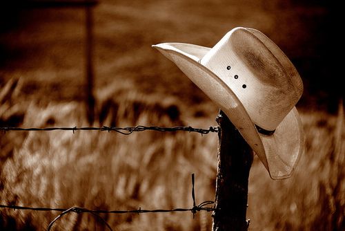 Sombreros de cowboy, Estilo del Oeste