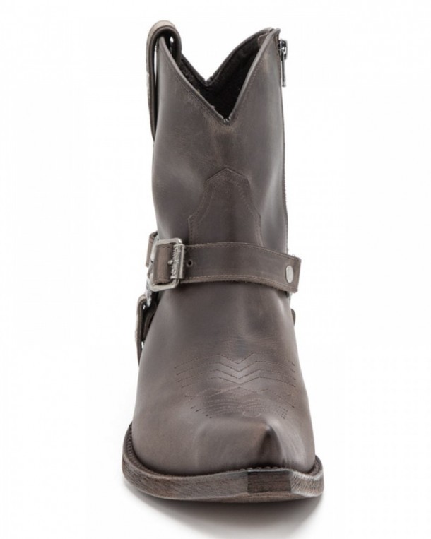 Mid calf mens Mayura cowboy boots with matching straps and side zipper