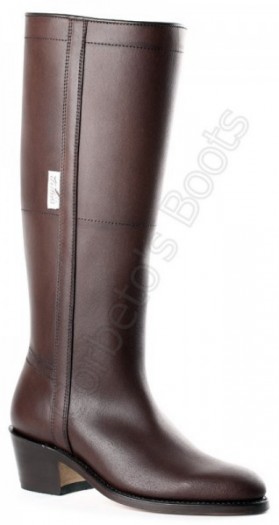 Rociero boots for ladies from Valverde del Camino featuring high leg, high heel and zipper