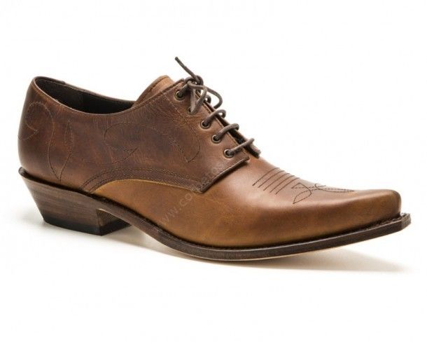 11003 Mezcal Evolution Tang | Puedes comprar en nuestra tienda online estos zapatos Sendra para hombre cuero color coñac con bordado vaquero.