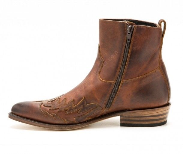 11783 Lyon Evolution Tang Usado Negro | Buy now this mens rounded toe Sendra ankle boots with zipper made with genuine cognac colour cow leather.