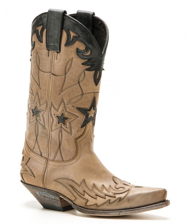 12714 Cuervo Vibrant Stone-Vibrant Negro | Compra online estas botas vaqueras para mujer Sendra en piel color beige y negro vintage con estrellas.