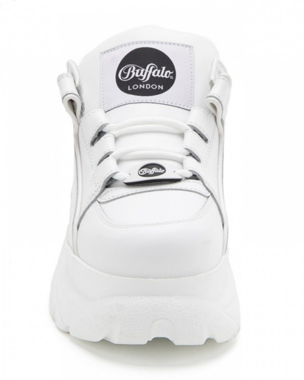 White leather Buffalo London girls platform fashion half shoe