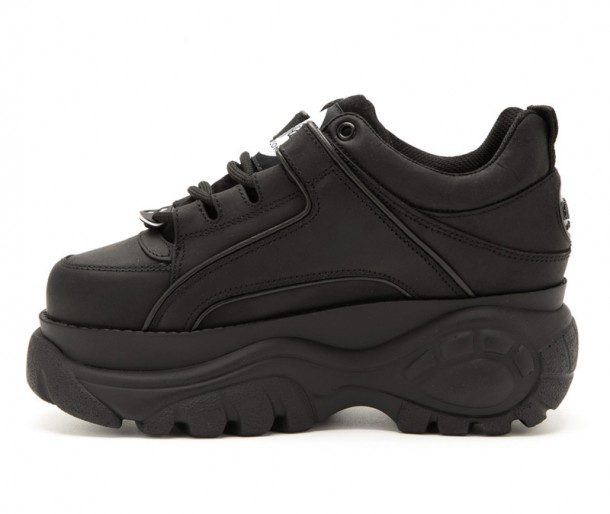 Compra online tus nuevas zapatillas con plataforma Buffalo London color negro, disponibles en todas las tallas para hombre y mujer