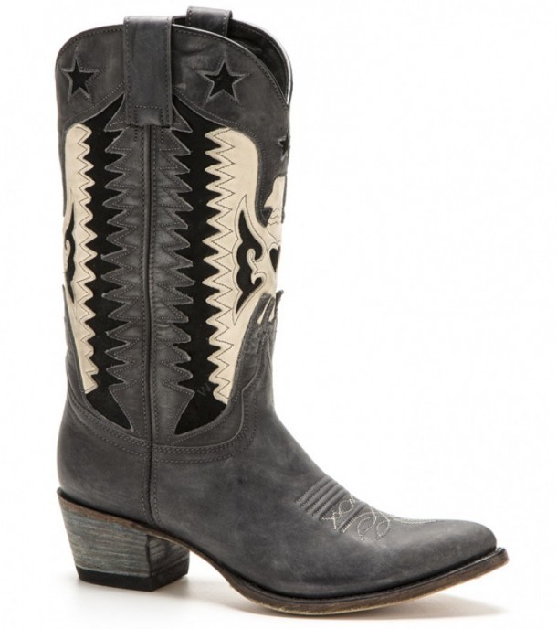 Grey colour Sendra cowboy boots for girls
