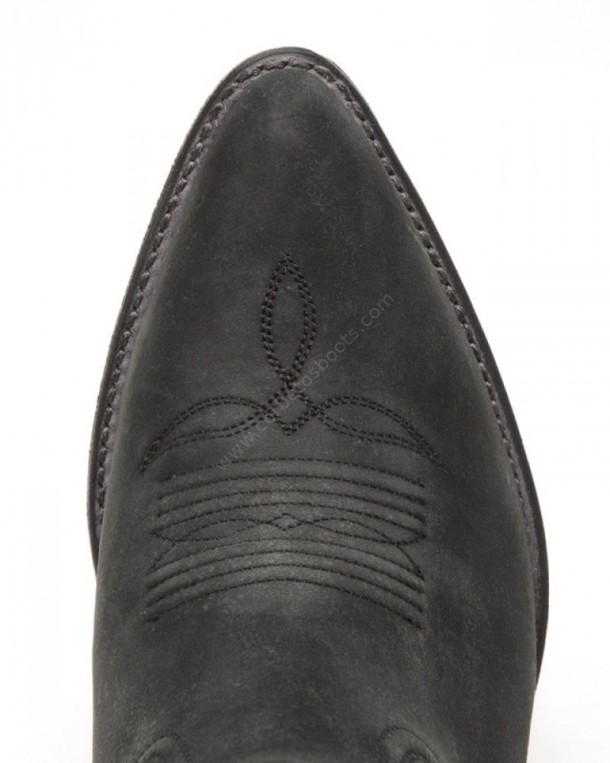 14352 Barbie Floter Negro Lavado | Puedes comprar en nuestra tienda online estas botas de moda cowboy Sendra para mujer de cuero negro y tacón alto.