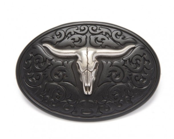 Rodeo style silver cow steer skull with engraved black background belt buckle