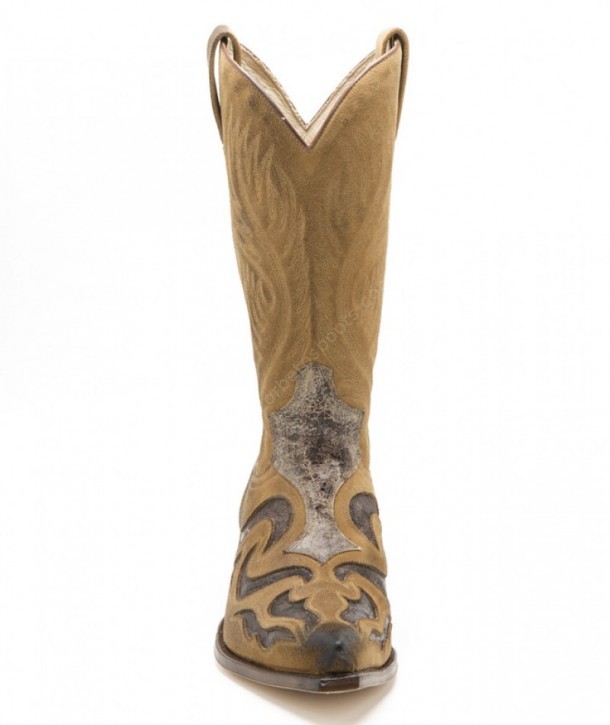 15223 Cuervo Serraje Camello Usado Negro-Barbados Quercia | Compra online estas botas Sendra para hombre en ante marrón y piel desgastada.