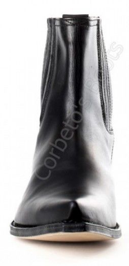 1692 Cuervo Pull Oil Negro | Botín Cowboy punta fina Sendra Boots cuero negro para hombre