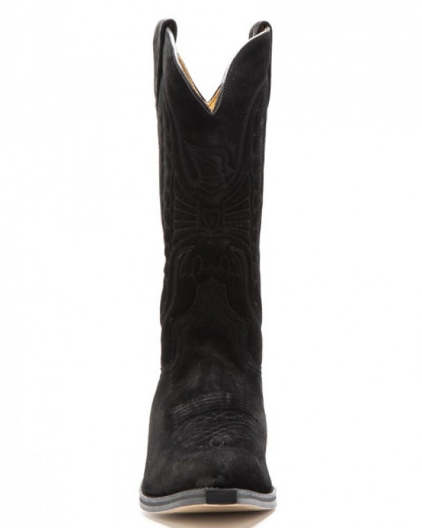 Botas cowboy para hombre piel vuelta negra de la marca Sendra Boots, ligeras y muy cómodas. Compra ahora online!
