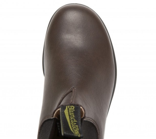 Water resistant brown vegan leather Blundstone unisex work boots