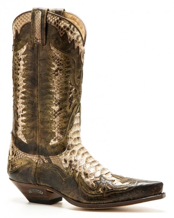 3840 Cuervo Barbados Camello-Pitón Barriga Natural | Buy now these Sendra cowboy boots for men made with natural python skin and distressed leather.
