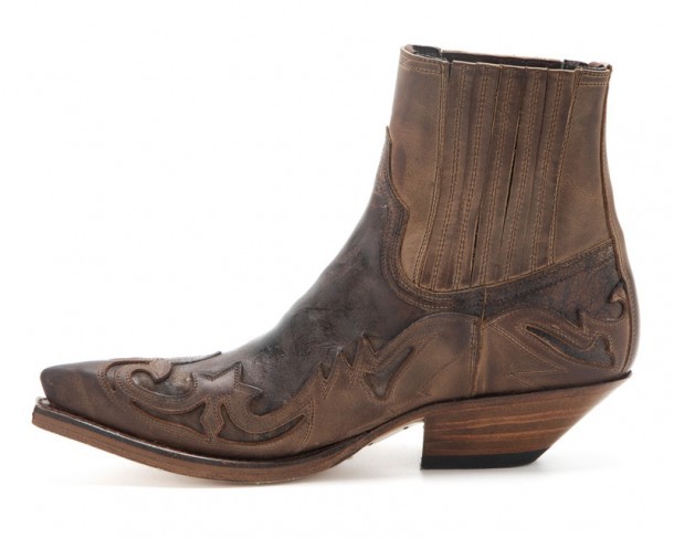 Fine toe mens western Sendra distressed brown leather ankle boots