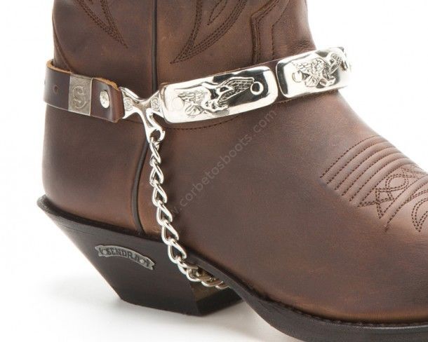 68 Marrón | Sendra Boots brown boot chains/straps