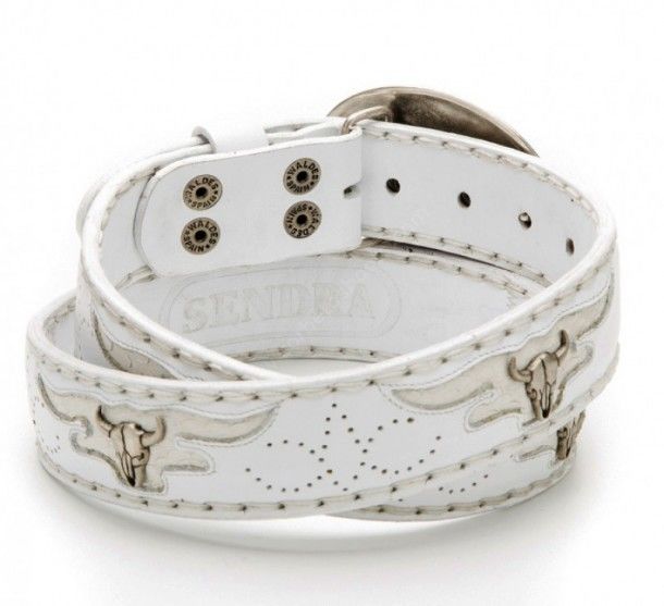 White leather country style Sendra belt with python skin and steer skull decoration