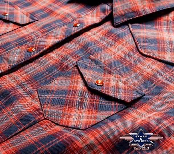 SEDONA | Compra en nuestra tienda online esta camisa Stars & Stripes para mujer a cuadros rojos y azules con bordado floral y más ropa vaquera.