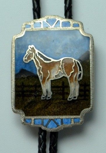 57-57B | Corbatín caballo arena pintada