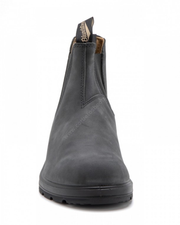 Rustic black Blundstone Chelsea boots