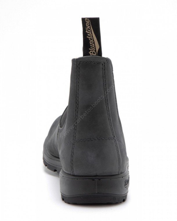 Blundstone rustic black ankle boots with rubber sole
