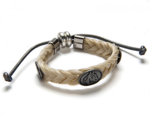 White colour braided horse hair bracelet with quarter horse metal conchos