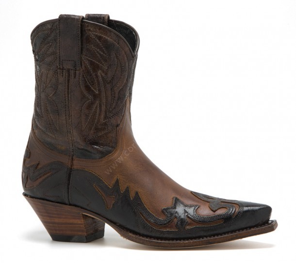 Cowgirl midcalf western boots in brown leather