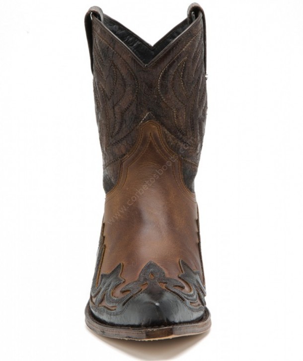 Western fashion distressed brown Sendra ladies boots