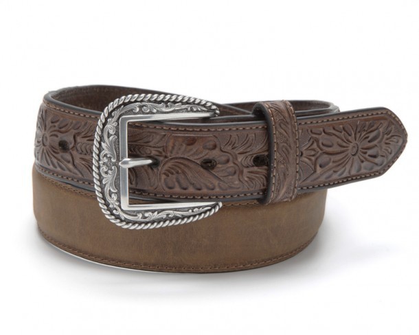 A1035244 | Cinturón cowboy Ariat cuero marrón engrasado y frontal grabado -  Corbeto's Boots