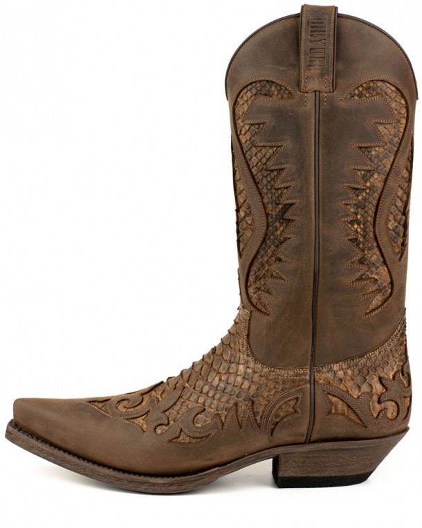 Python skin Texan boots