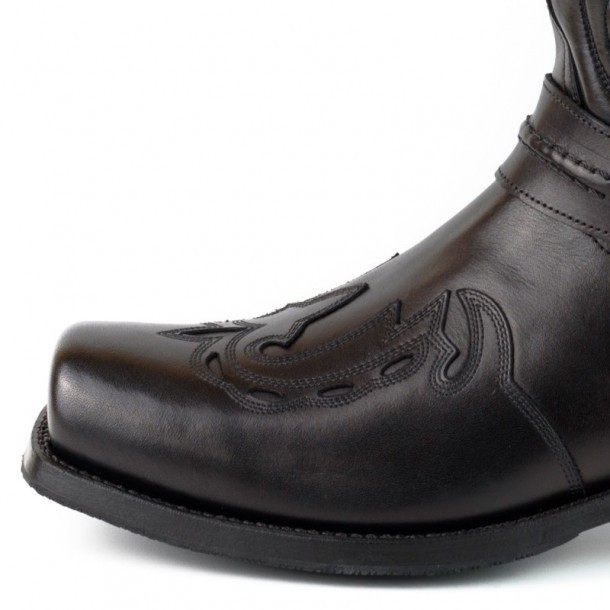 Black leather square toe mens Mayura biker boots with rubber outsole