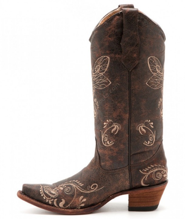 L-5001 Distressed Brown Bone Dragonfly | Buy at our online shop these brown leather Circle G cowgirl boots with an elaborated dragonfly stitching.
