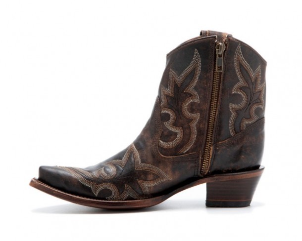 Tarnished look brown leather Circle G ladies cowboy ankle boots