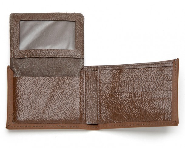Tan brown leather classic wallet with cowhide inner compartments