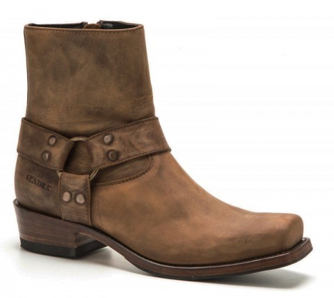 12851 Blues Mad Dog Tang Lavado | Buy this mens low calf Sendra biker boot with zipper and rubber sole made in light brown leather for wide feet.