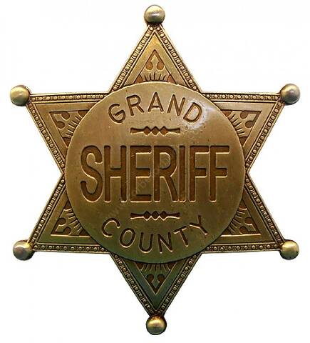 Estrella Grand County Sheriff dorada